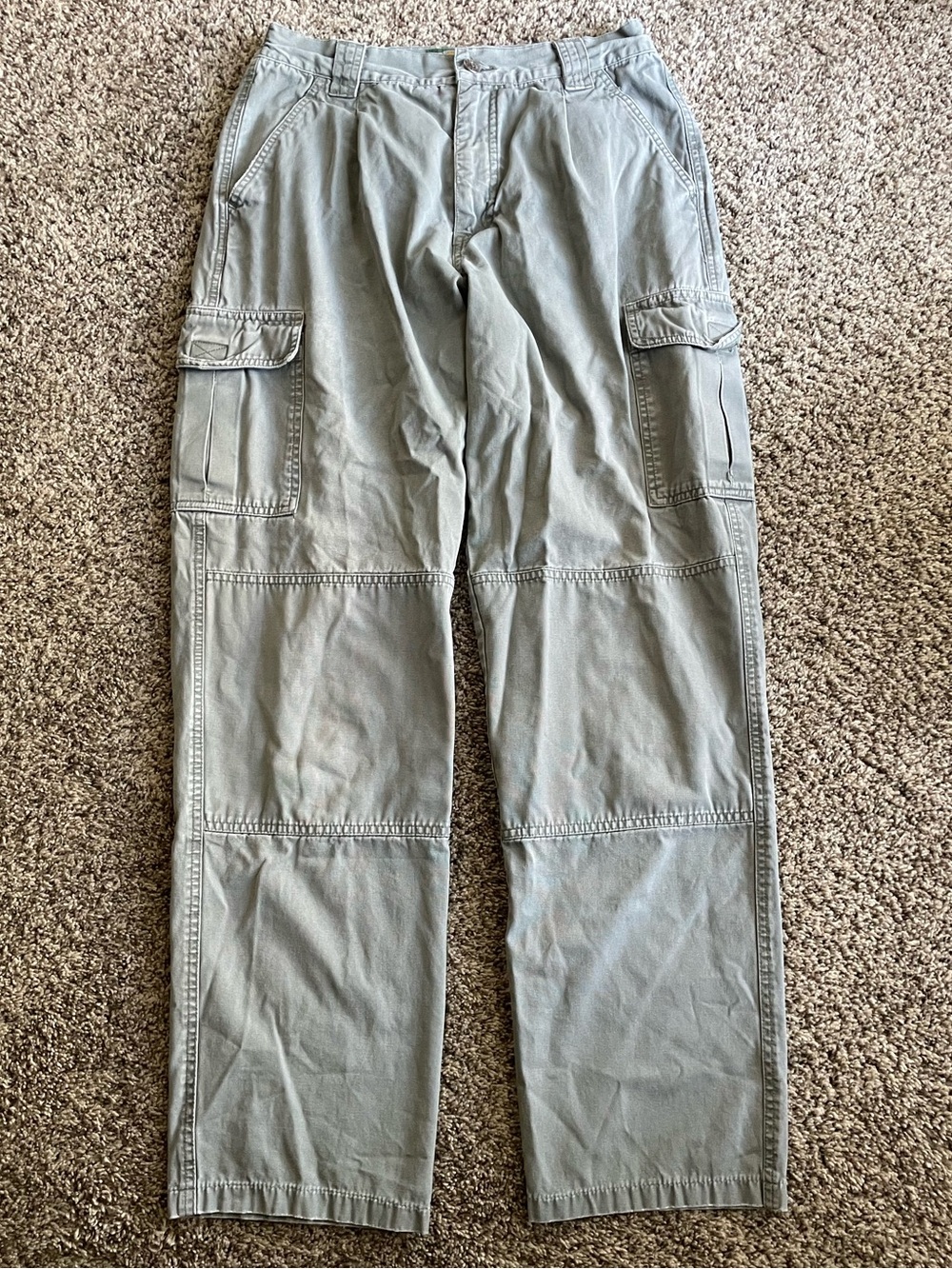 Cabela's Woman’s Cargo Pants in Light Olive